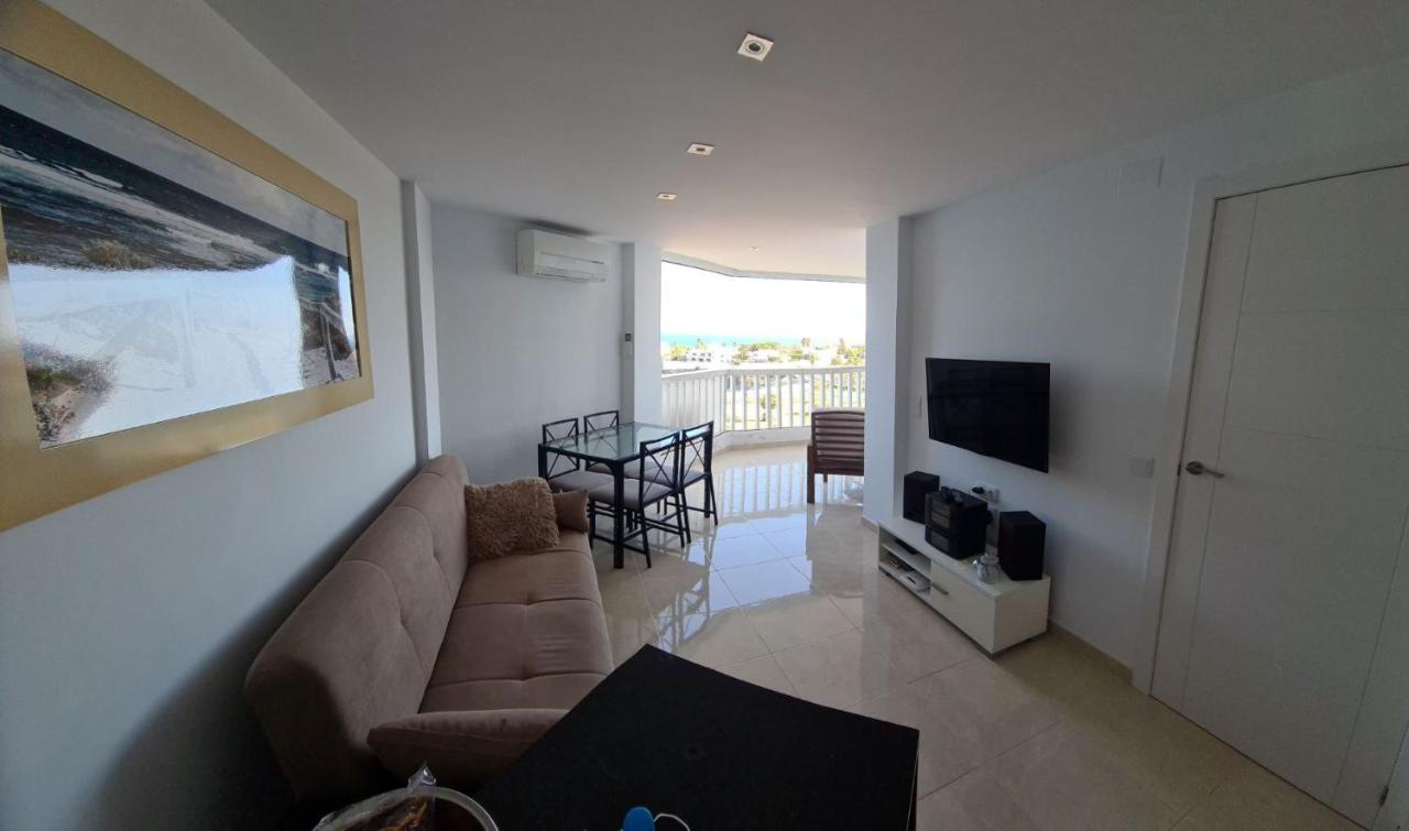 Room In Apartment - 1St Line Top Floor Apartment Carrer del Mar 외부 사진